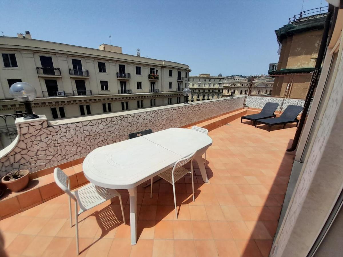 Mayfair Lifestyle Suites By Babylon Stay Napoli Ngoại thất bức ảnh