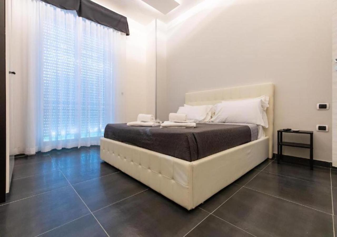 Mayfair Lifestyle Suites By Babylon Stay Napoli Ngoại thất bức ảnh