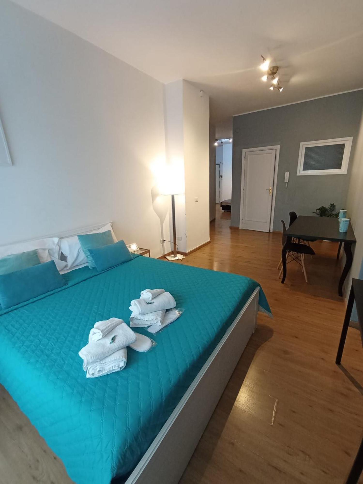 Mayfair Lifestyle Suites By Babylon Stay Napoli Ngoại thất bức ảnh