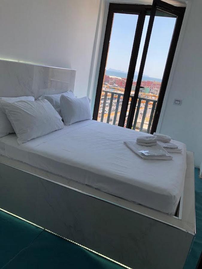 Mayfair Lifestyle Suites By Babylon Stay Napoli Ngoại thất bức ảnh