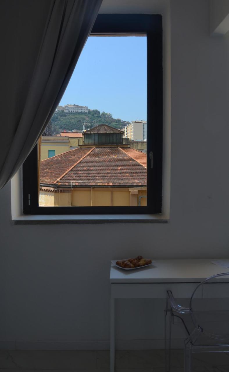 Mayfair Lifestyle Suites By Babylon Stay Napoli Ngoại thất bức ảnh